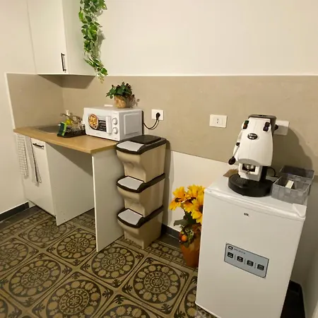 Trinity House Apartment *